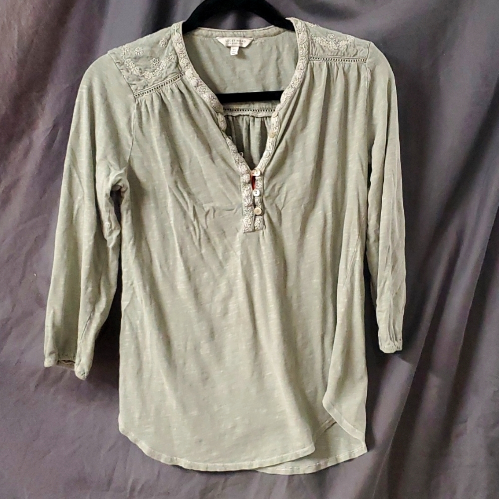 Lucky, light sage color All  cotton shirt,